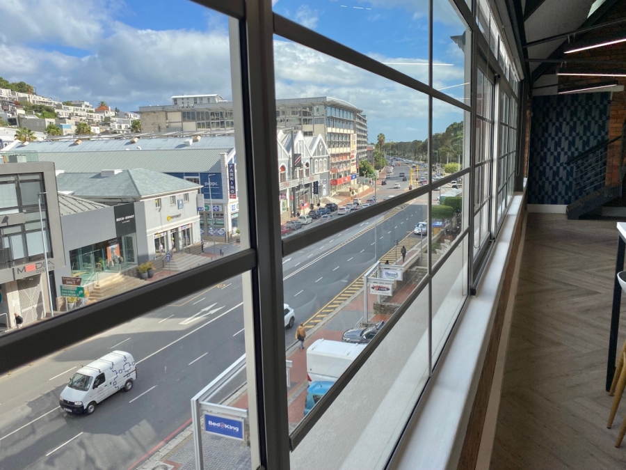 To Let Commercial Property for Rent in De Waterkant Western Cape